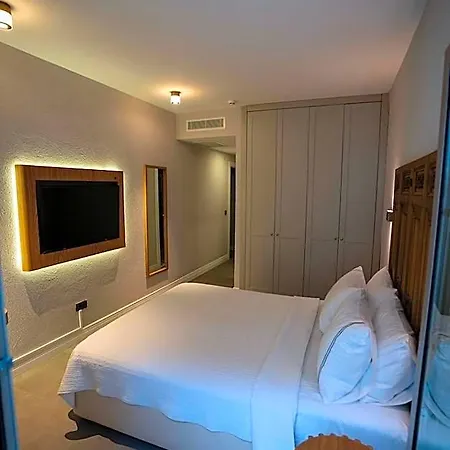 Zena Alacati Adults Only 5*